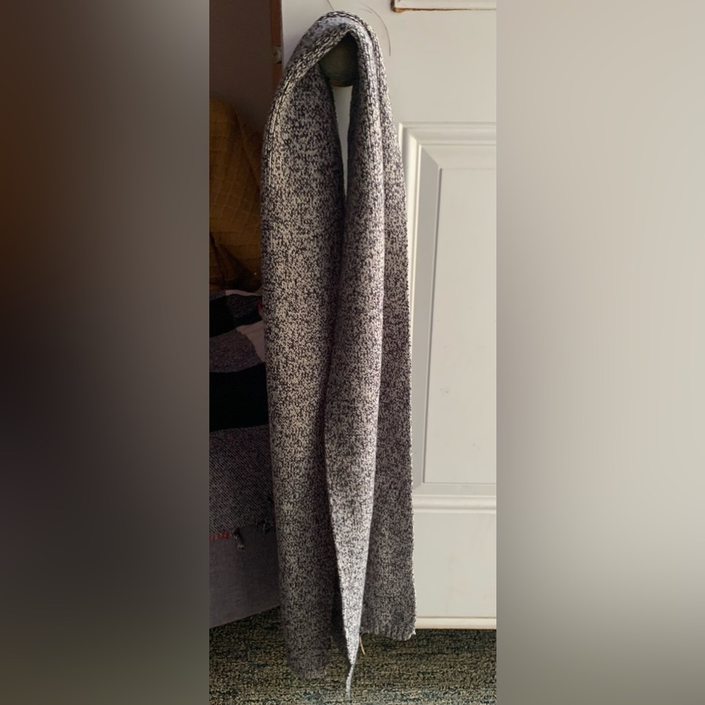 H&M Scarf Speckle Grey